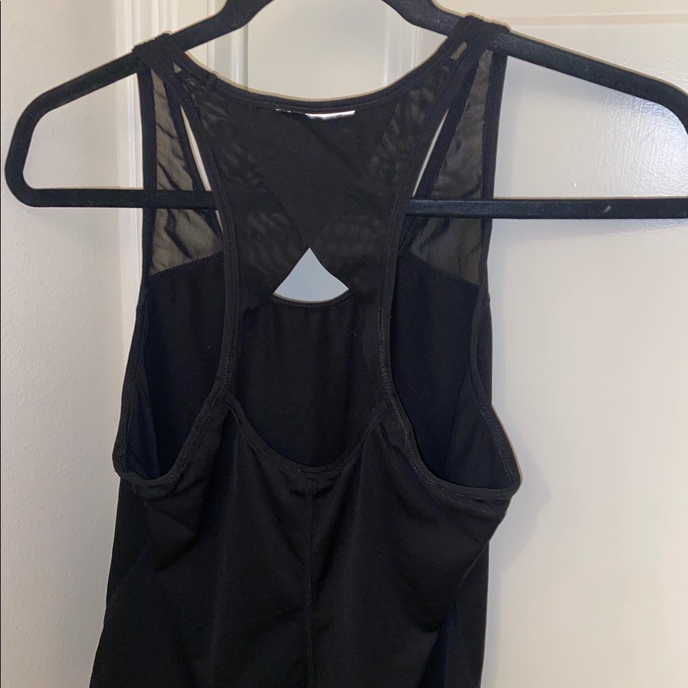 Lucy mesh open back workout top size S